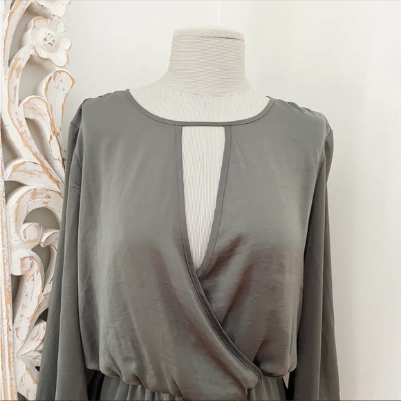 Forever21 dress - Picture 4 of 5